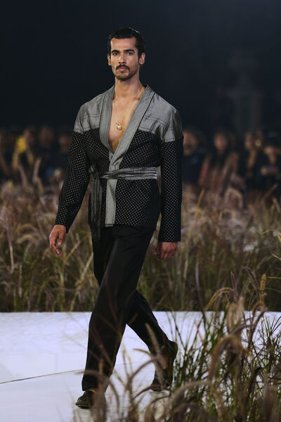 Quan Handwoven Benarasi Jacket Set - Black